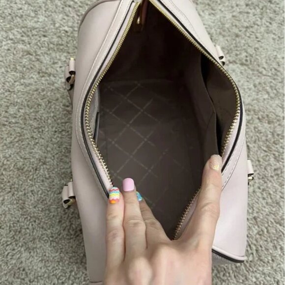 Michael Kors Jet Set Medium Travel Duffel Satchel Handbag โข Light Powder Blush - Picture 6 of 7